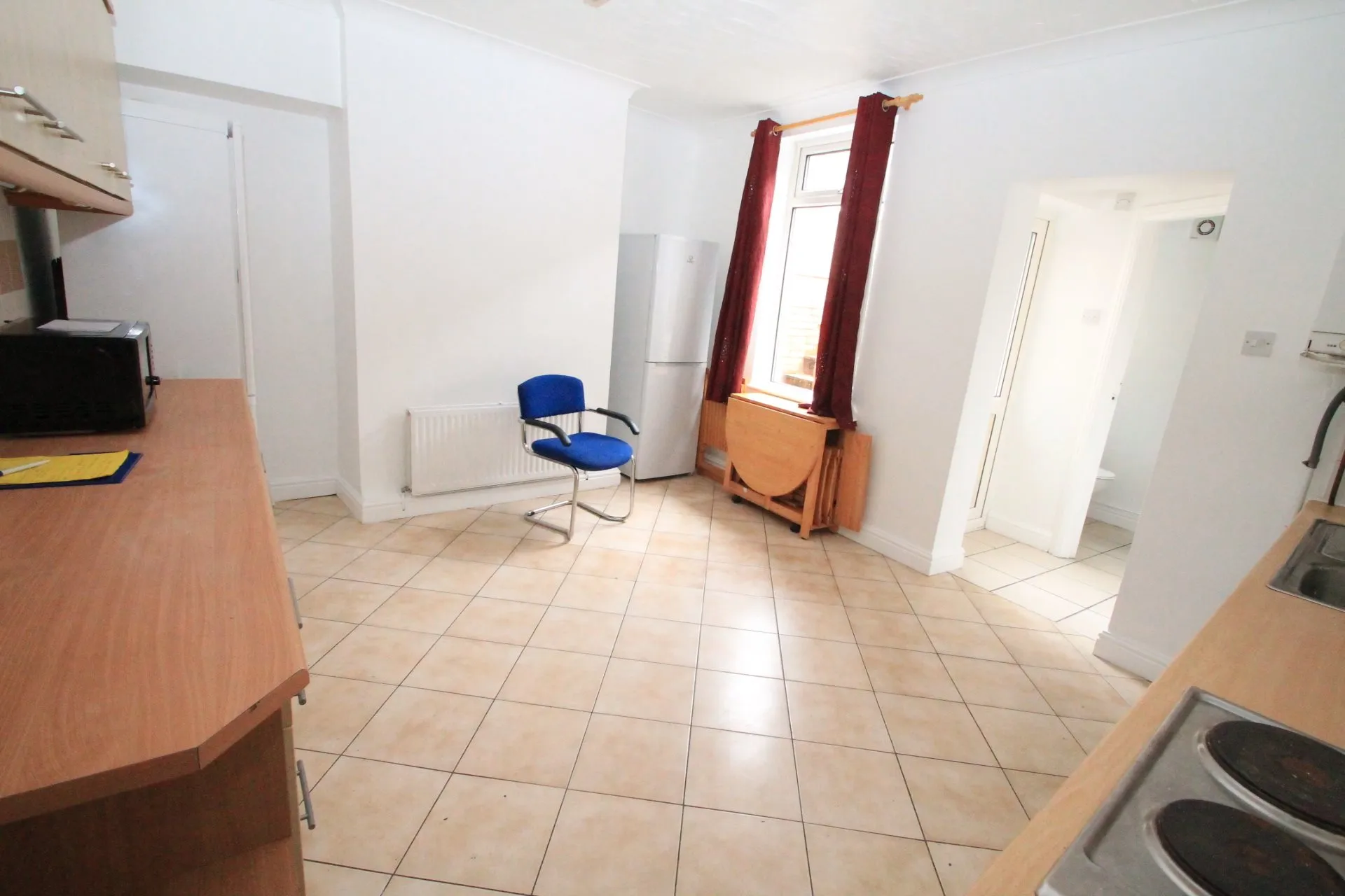 Victoria Terrace, LN1 1HZ - 4 Bed - Image 1